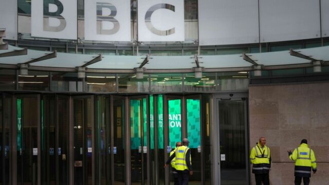 BBC podala návrh, v ktorom žiada americký súd, aby zamietol BBC podala návrh, v ktorom žiada americký súd, aby zamietol Trumpovu žalobu vo výške 10 miliárd dolárov | Sloboda tlače Správy
