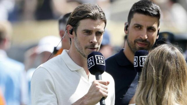 Bale pomenoval „úžasnú“ náhradu Carricka po „dokonalom“ odporúčaní Nevilla
