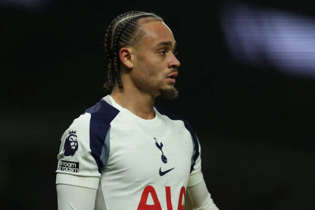 Barcelona prekvapivý návrat bývalej hviezdy akadémie v lete – správa
