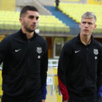 Barcelona zvažuje výmenu hráčov, aby si zabezpečila najvyšší obranný cieľ, zvažuje sa dve mená