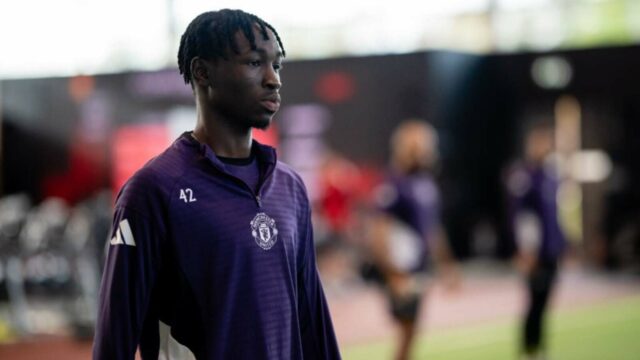Barcelonská hviezda po vystavovaní chváli „tak talentovaného“ vyhliadku Man Utd Sekou Kone
