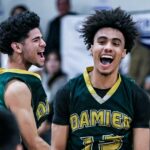 Basketbal Damien chlapcov zrazil Crespiho pomocou troch bodov