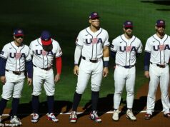 Bejzbalové hviezdy USA zaútočili na „hanebné“ gesto národnej hymny pred finále WBC vs Venezuela Fanúšikovia bejzbalu v USA označili svoj tím za „hanbu“ za to, že nezaspievali národnú hymnu