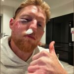 Stokes sa pokúsil vidieť vtipnú stránku, keď minulý mesiac uverejnil tento obrázok na Instagrame