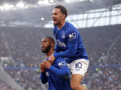 Beto a Ndiaye vyháňajú Everton k víťazstvu, keď sa problémy Chelsea prehlbujú Download app from appStore