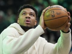 Bez Giannisa Antetokounmpa sa Bucks pokúsil vyladiť jazz NBA: Cleveland Cavaliers v Milwaukee Bucks