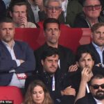 V jednej chvíli tejto sezóny sa outsiderom zdalo, akoby mal Nottingham Forest troch športových riaditeľov – vrátane Edu Gaspara (v strede) a Georgea Syrianosa (vpravo).