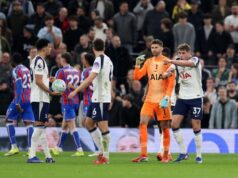 Bizarný ofsajd VAR odštartoval drámu Tottenhamu, keď fanúšikovia vyrazili s klubom „voľným pádom“ Bizarný ofsajd VAR odštartoval drámu Tottenhamu, keď fanúšikovia vyrazili s klubom „voľným pádom“