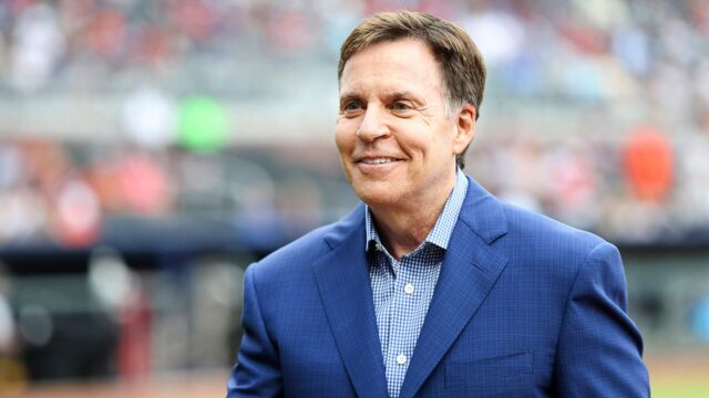 Bob Costas hovorí, že zákaz transgenderovej politiky MOV je „zdravý Bob Costas hovorí, že zákaz transgenderovej politiky MOV je „zdravý rozum“, nie transfóbny