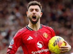 Bol som v situácii Bruna Fernandesa – Man Utd by si ho mal nechať, ak chce vyhrať titul. Bruno Fernandes z Manchestru United oslavuje počas zápasu Premier League medzi Manchestrom United a Crystal Palace