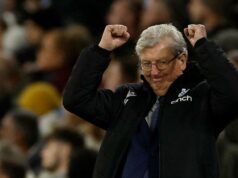 Bristol City sa kvôli slabým výsledkom obrátil na bývalého trénera Anglicka Hodgsona ako dočasného trénera Bristol City sa kvôli slabým výsledkom obrátil na bývalého trénera Anglicka Hodgsona ako dočasného trénera