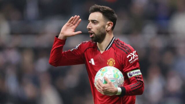 Bruno Fernandes má deväť zápasov na to, aby prekonal ikonický rekord Manchestru United Davida Beckhama
