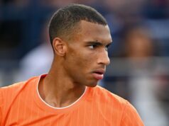 Bude Felix Auger-Aliassime hrať po Dubaji, keď hráči uviazli? Bude Felix Auger-Aliassime hrať po Dubaji, keď hráči uviazli?