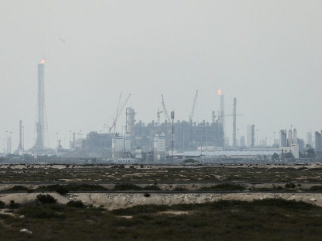 Budú mať USA prospech z ropnej krízy vyvolanej vojnou proti Iránu? | Správy o konflikte
