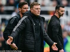 Budúcnosť Eddieho Howea v Newcastle je pred turbulentným letom na pochybách – a klub by mohol predať Sandra Tonaliho alebo Anthonyho Gordona, aby získal prostriedky, ak sa nedostanú do Ligy majstrov Budúcnosť Eddieho Howea v Newcastle je pred turbulentným letom na pochybách – a klub by mohol predať Sandra Tonaliho alebo Anthonyho Gordona, aby získal prostriedky, ak sa nedostanú do Ligy majstrov