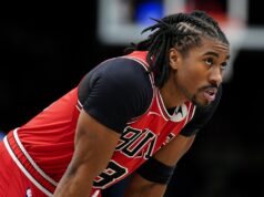 Býci sa vzdali Jadena Iveyho za vyhováranie sa proti LGBTQ s odvolaním sa na správanie poškodzujúce tím Býci sa vzdali Jadena Iveyho za vyhováranie sa proti LGBTQ s odvolaním sa na správanie poškodzujúce tím