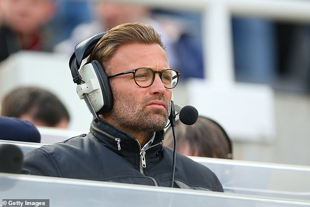 Bývalá hviezda Premier League hovorí, že sa teraz môže „smiať Michael Gray hovorí, že sa môže „zasmiať“ na jeho neslávne známej bitke v nočnom klube s Waynom Rooneym