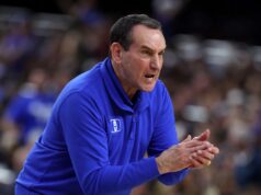 Bývalá hviezda vojvodu Jay Bilas zdieľa stratégiu mikrozátvoriek Coach K pre March Madness Bývalá hviezda vojvodu Jay Bilas zdieľa stratégiu mikrozátvoriek Coach K pre March Madness