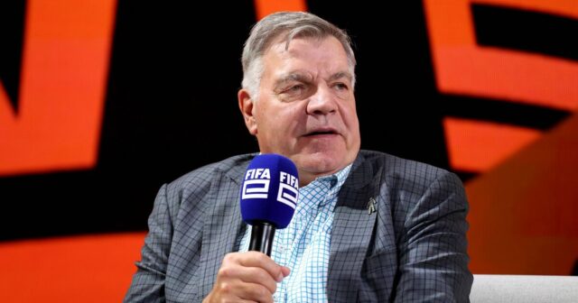 Bývalý anglický šéf po tom, čo uviazol v Dubaji počas americko-iránskej vojny, uľavil, že je doma | Futbal | Šport
