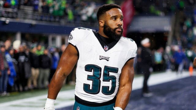 Bývalý bežec NFL Boston Scott v príspevku na Instagrame vyhlásil, že končí
