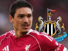 Bývalý muž z Liverpoolu „nie hráč Howea“ počas rozhovorov o prestupe Magpies Bývalý muž z Liverpoolu „nie hráč Howea“ počas rozhovorov o prestupe Magpies