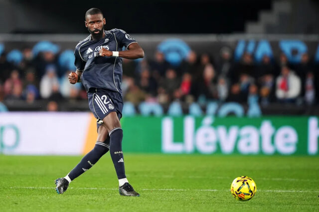 CTA priznáva chybu VAR pri analýze výzvy obrancu Realu Madrid počas prehry v Getafe
