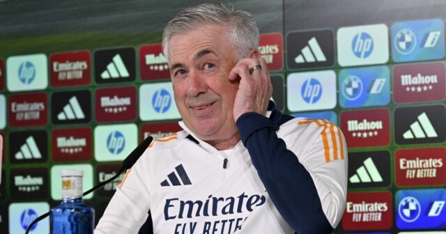 Carlo Ancelotti do Guy Utd dostal palec hore s trojslovným riešením|Futbal|Športová aktivita 
