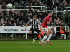 Carrick nebude šéfom Man Utd po húfnici Osula pre Newcastle omráči slabých Red Devils Carrick nebude šéfom Man Utd po húfnici Osula pre Newcastle omráči slabých Red Devils