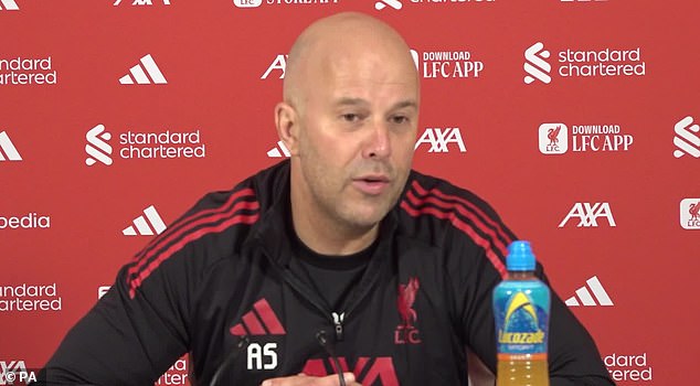 Čerstvá rana po zranení Liverpoolu, keď Arne Slot potvrdil, že Manažér Arne Slot trvá na tom, že fanúšikovia uvidia v budúcej sezóne to najlepšie z nahrávania Alexandra Isaka