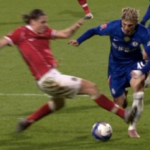 Červená karta Wrexham vs Chelsea bola vysvetlená po zásahu VAR do neskorej drámy FA Cupu