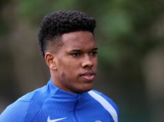 Chelsea dala Estevau Willianovi podporu kvôli zraneniu proti Evertonu po rozhodnutí Liama Roseniora pri porážke PSG Estevao Willian