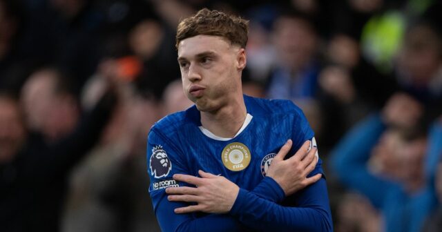 Chelsea predpovedala XI vs Arsenal s rozhodnutiami Colea Palmera a Cole Palmer z Chelsea strieľa úvodný gól počas zápasu Premier League medzi Chelsea a Evertonom na Stamford Bridge 13. decembra 2025 v Londýne v Anglicku.