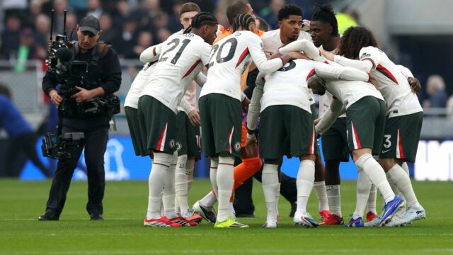 Chelsea zúrivo reagovala na stretnutie Evertonu, keďže dráma naberá nový Hráči Chelsea sa pred zápasom proti Evertonu túlia