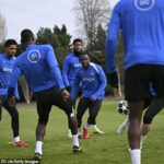 Wesley Fofana (vľavo) vypadne Chelsea proti PSG, ak sa dá veriť úniku