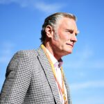 Sean Bratches (vyššie) sa rozhodol pokračovať v sérii Netflix Drive to Survive