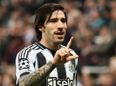 Čo sa deje s Casemirom po dohode zmluvy a prestupe Tonaliho | Futbal | Šport Čo sa deje s Casemirom po dohode zmluvy a prestupe Tonaliho | Futbal | Šport