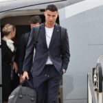 BURAYDAH, SAUDSKÁ ARÁBIA – 25. FEBRUÁRA: Cristiano Ronaldo z Al Nassr sa pozerá počas zápasu Saudi Pro League medzi Al Najmah a Al Nassr na King Abdullah Sport City Stadium 25. februára 2026 v Buraydah, Saudská Arábia. (Foto: Yasser Bakhsh/Getty Images)