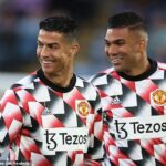 Cristiano Ronaldo sa údajne snaží presvedčiť Casemira, aby sa s ním spojil v Saudskej Arábii namiesto jeho starého rivala Lionela Messiho v Inter Miami, keď opustí Manchester United.