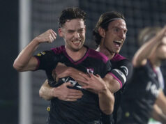 Cymru Premier: Colwyn Bay porazil 10-člennú TNS Cymru Premier: Colwyn Bay porazil 10-člennú TNS