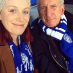 Erin Mortimer hovorila o problémoch, ktorým čelila jej rodina pri starostlivosti o svojho otca Stevena (na spoločnom obrázku), ktorému v roku 2021 diagnostikovali demenciu.