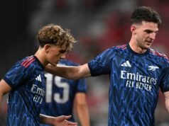 Declan Rice upustil od komentára o postave Maxa Dowmana, ktorú si fanúšikovia Arsenalu zamilujú Max Dowman z Arsenalu počas zápasu piateho kola Emirates FA Cup medzi Mansfield Town a Arsenalom 7. marca 2026 v Mansfielde v Anglicku.