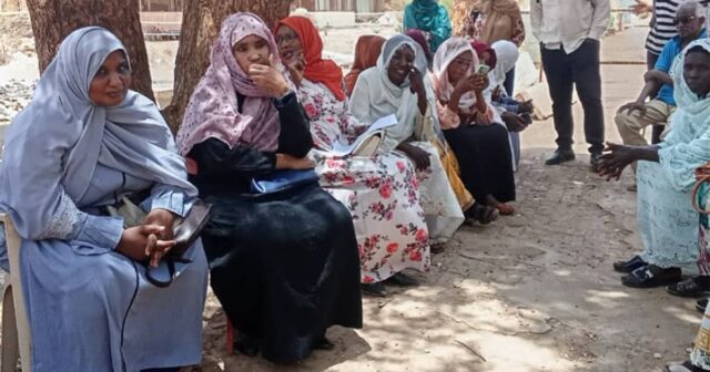 Dobrovoľníci prestavajú najstaršiu sudánsku psychiatrickú nemocnicu zničenú vojnou | Sudánska vojna
