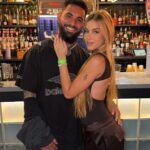 Douglas Luiz (vľavo) vyšiel na verejnosť so svojím vzťahom s 19-ročným Dudom Gasparom