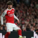 Max Dowman počas zápasu Premier League medzi Arsenalom a Evertonom na Emirates Stadium.