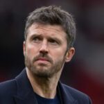 MANCHESTER, ANGLICKO - 1. marca: Manažér Manchestru United Michael Carrick počas zápasu Premier League medzi Manchestrom United a Crystal Palace na Old Trafford 1. marca 2026 v Manchestri v Anglicku. (Foto: Visionhaus/Getty Images)