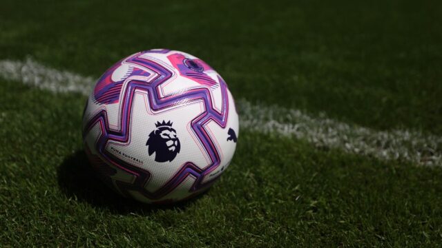 Dve hviezdy Premier League odišli zakrvavené po tom, čo zachránili Rohová vlajka Brentfordu