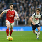 Dvojnásobná posila Arsenalu, keď sa k tímu na zápas v Brightone pridajú 2 pochybnosti o zranení