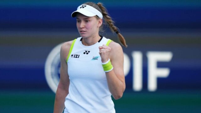 Elena Rybakina sa prihlásila na tenisový turnaj po boku bundesligového brankára
