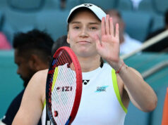 Elena Rybakina vysvetľuje, ako zmenila veci po tom, čo sa snažila získať „kontrolný postoj“ Elena Rybakina vysvetľuje, ako zmenila veci po tom, čo sa snažila získať „kontrolný postoj“