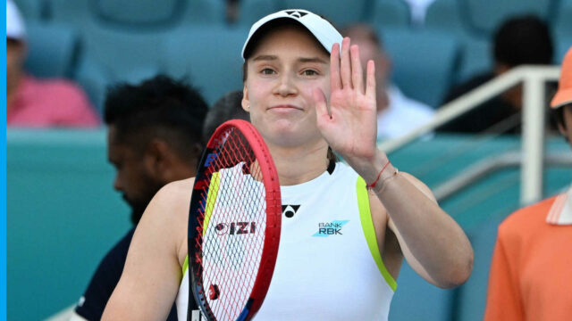 Elena Rybakina vysvetľuje, ako zmenila veci po tom, čo sa snažila získať „kontrolný postoj“
